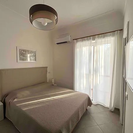 Le Tre B 3* אנה קאפרי