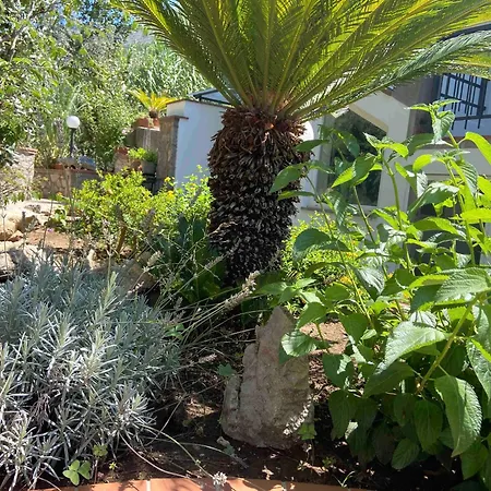 Le Tre B 3* Ανακάπρι